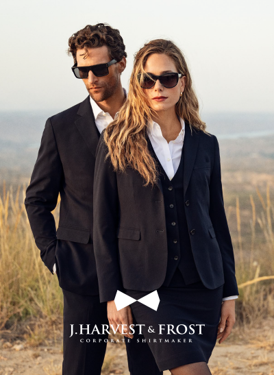 Okładka J.Harvest & Frost 2026